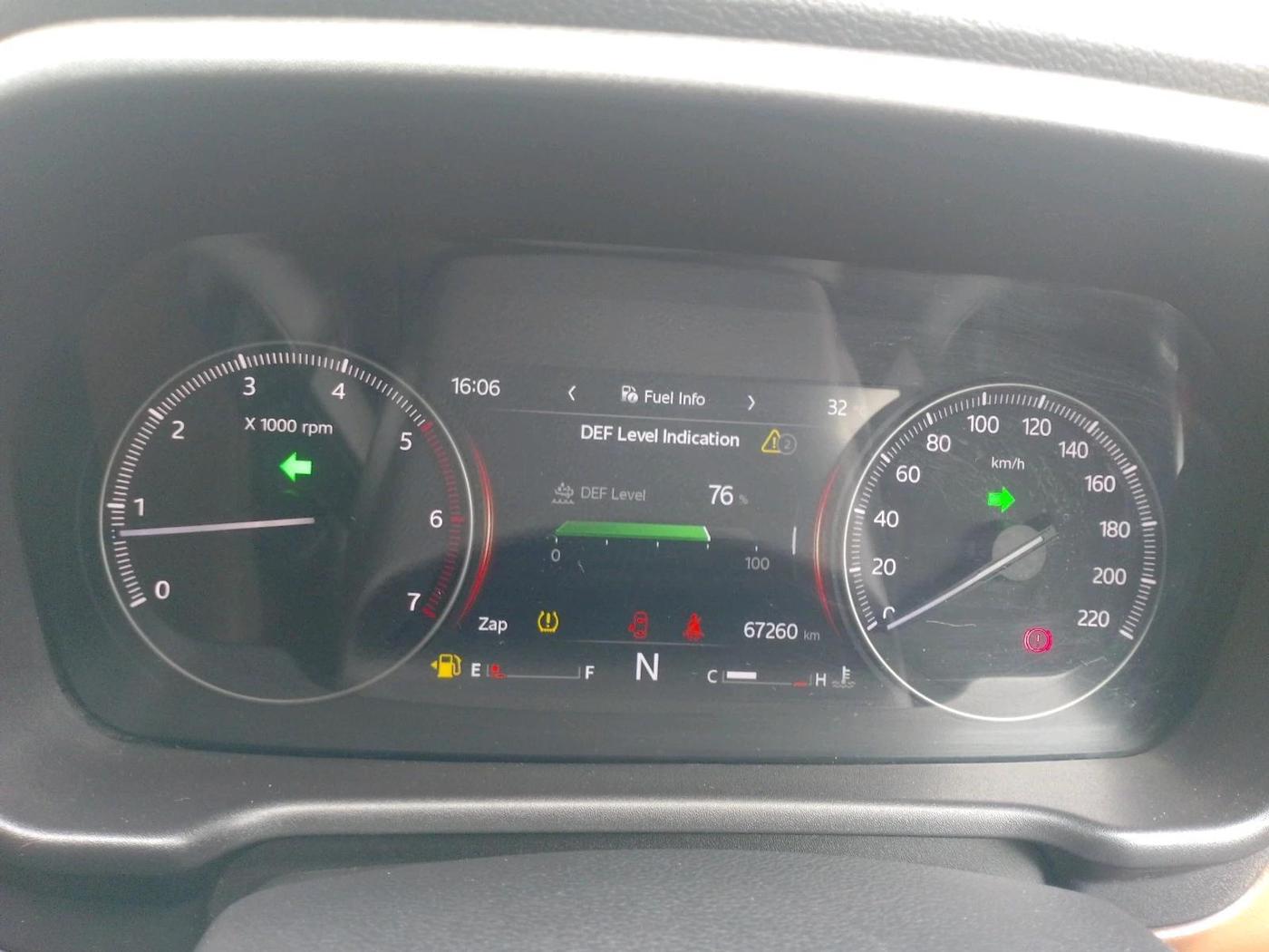 2023 Mahindra SCORPIO-N Z8 L DIESEL MT 2WD 7 STR, Diesel, Manual, 67,260 km, interior
