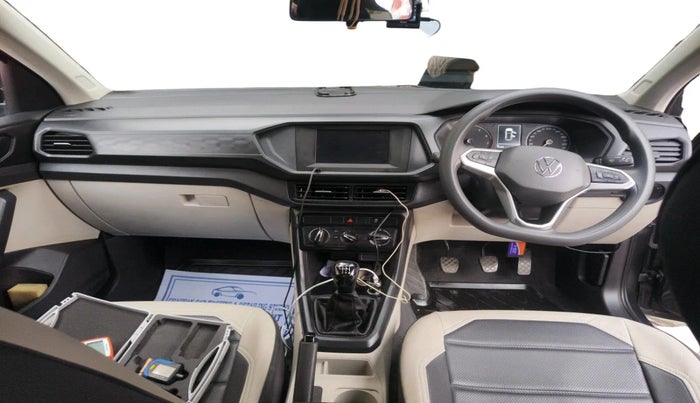 2022 Volkswagen TAIGUN COMFORTLINE 1.0 TSI MT, Petrol, Manual, 26,608 km, interior