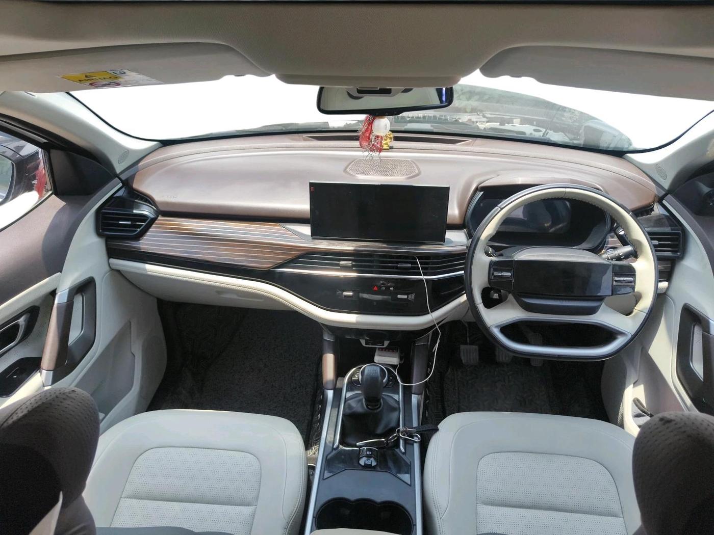 2024 Tata Safari ACCOMPLISHED PLUS DUAL TONE, Diesel, Manual, 17,275 km, interior
