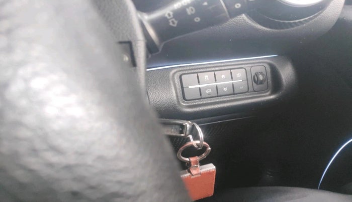 2021 Mahindra Thar LX PETROL HT 4WD AT, Petrol, Automatic, 70,983 km, interior