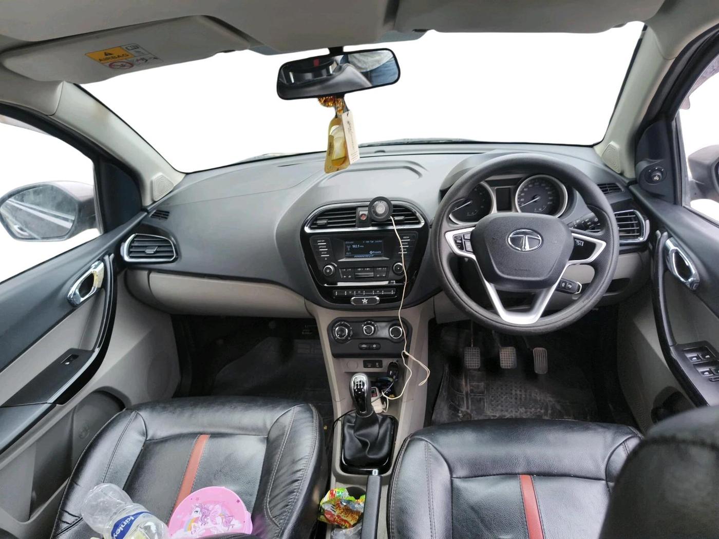 2017 Tata Tiago XZ PETROL, Petrol, Manual, 45,511 km, interior