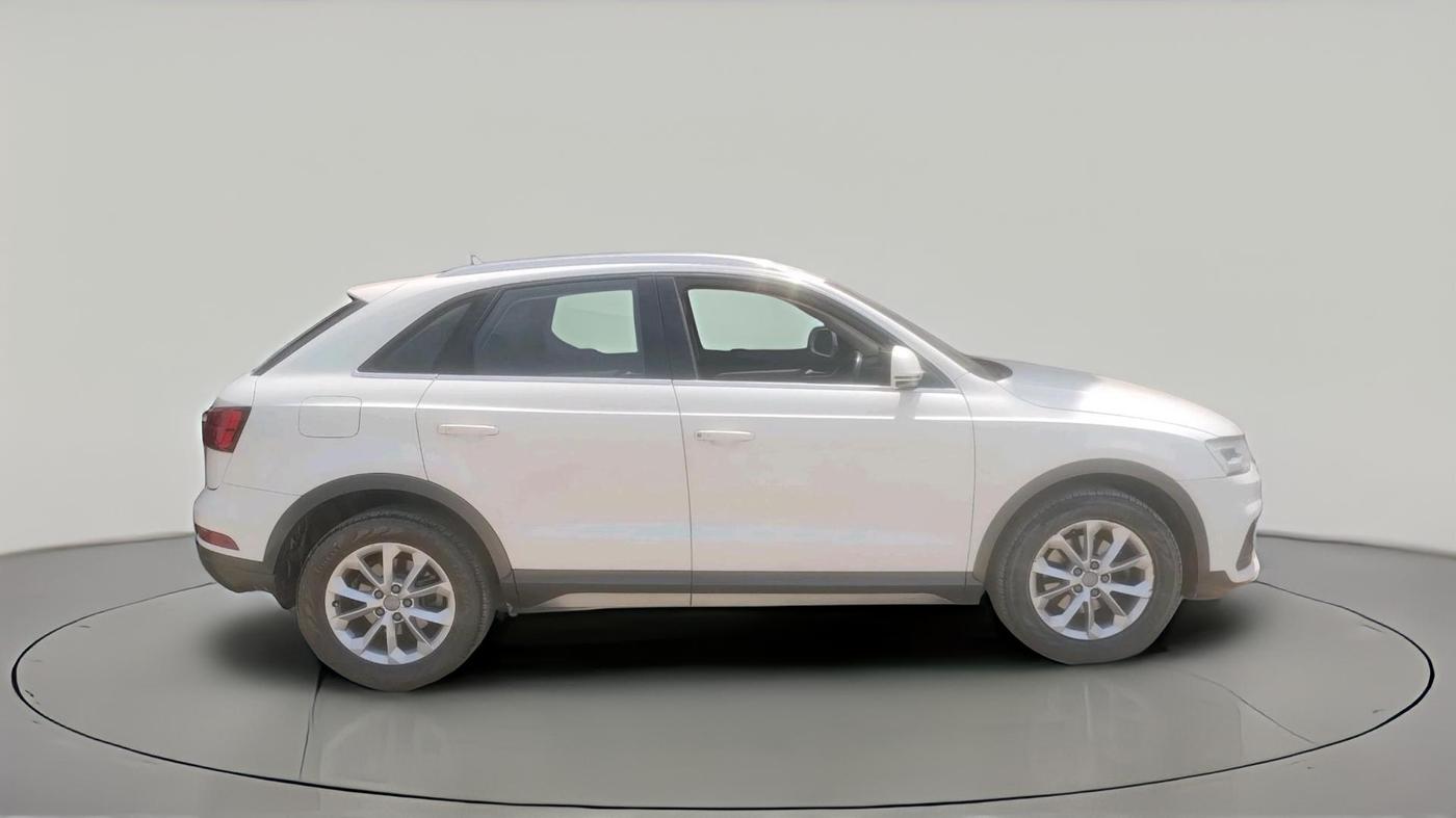 2015 Audi Q3 35 TDI Quattro, Diesel, Automatic, 79,835 km, exterior
