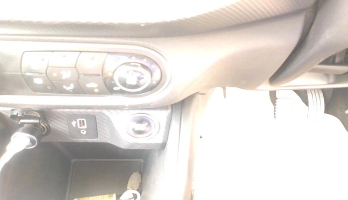 2019 Nissan Kicks XV DIESEL, Diesel, Manual, 54,482 km, interior