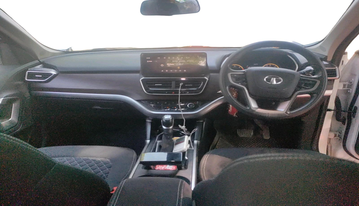 2023 Tata Harrier XTA 2.0L KRYOTEC PLUS, Diesel, Automatic, 17,988 km, interior