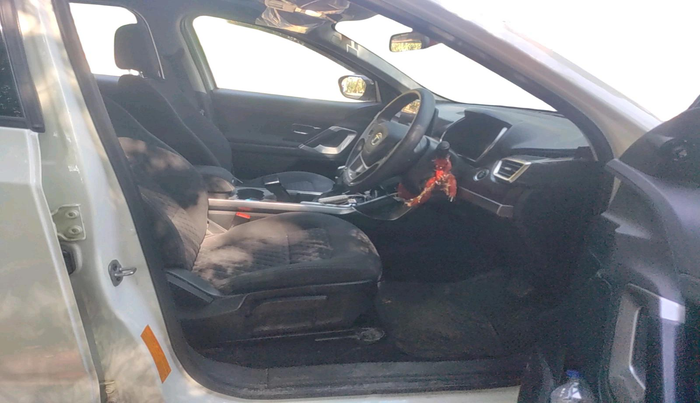 2023 Tata Harrier XTA 2.0L KRYOTEC PLUS, Diesel, Automatic, 17,988 km, interior