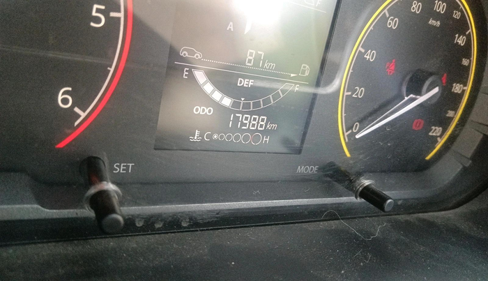 2023 Tata Harrier XTA 2.0L KRYOTEC PLUS, Diesel, Automatic, 17,988 km, interior