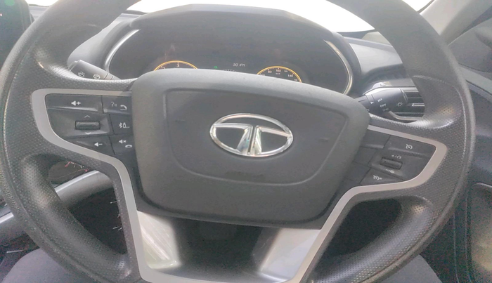 2023 Tata Harrier XTA 2.0L KRYOTEC PLUS, Diesel, Automatic, 17,988 km, interior