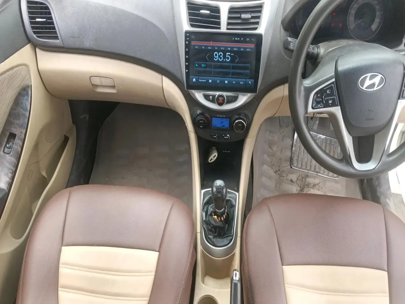 2012 Hyundai Verna FLUIDIC 1.6 CRDI SX, Diesel, Manual, 1,03,312 km, interior