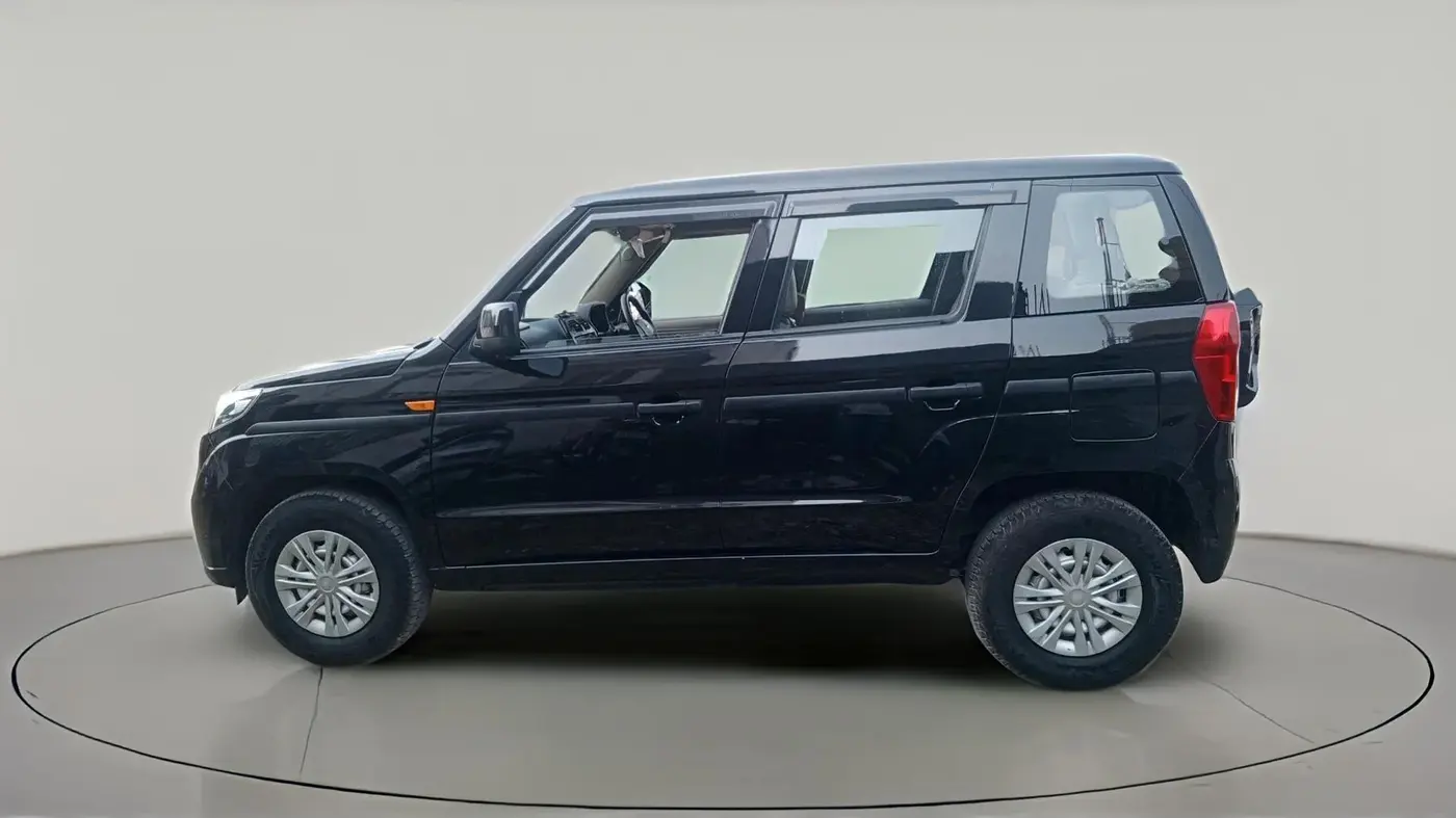 2023 Mahindra BOLERO NEO N 4, Diesel, Manual, 36,447 km, exterior