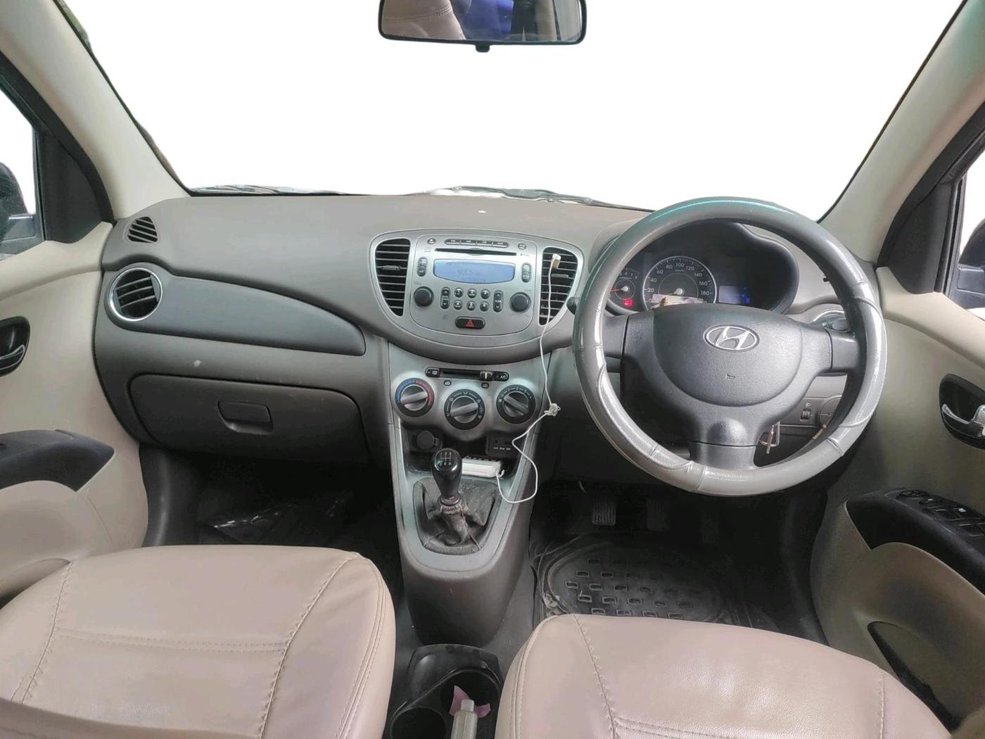 2010 Hyundai i10 SPORTZ 1.2, Petrol, Manual, 72,658 km, interior