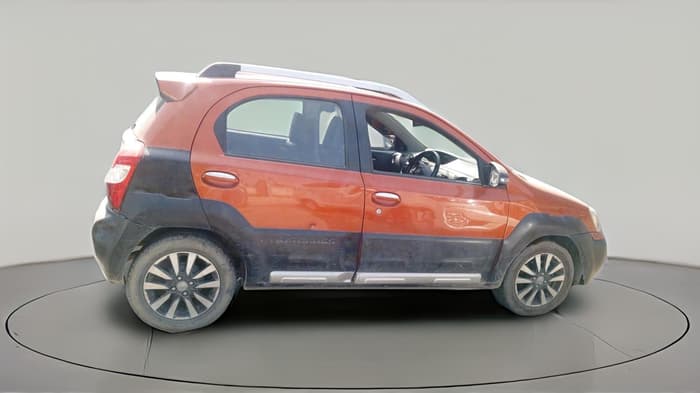 2016 Toyota Etios CROSS 1.4 VD, Diesel, Manual, 1,56,952 km, exterior