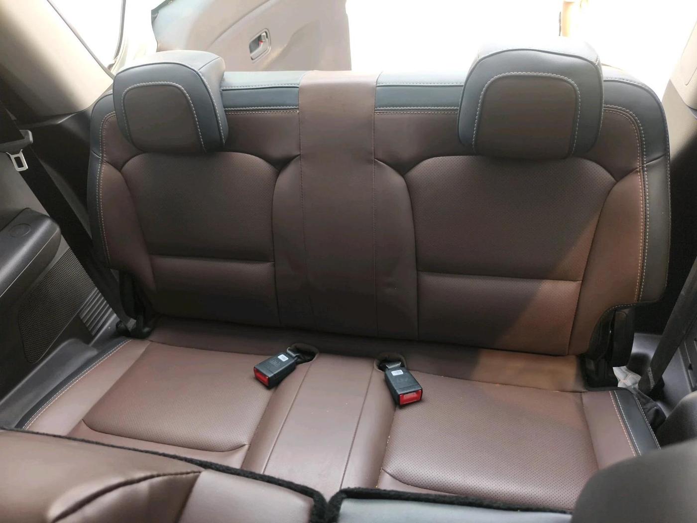 2023 Mahindra SCORPIO-N Z8 L DIESEL MT 2WD 7 STR, Diesel, Manual, 36,725 km, interior
