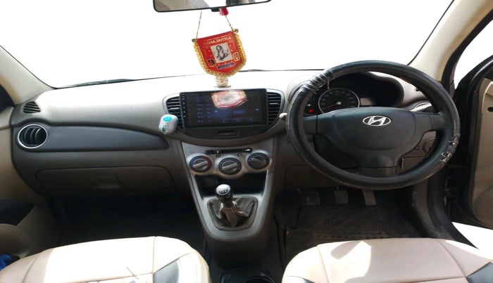 2011 Hyundai i10 MAGNA 1.2, Petrol, Manual, 82,844 km, interior