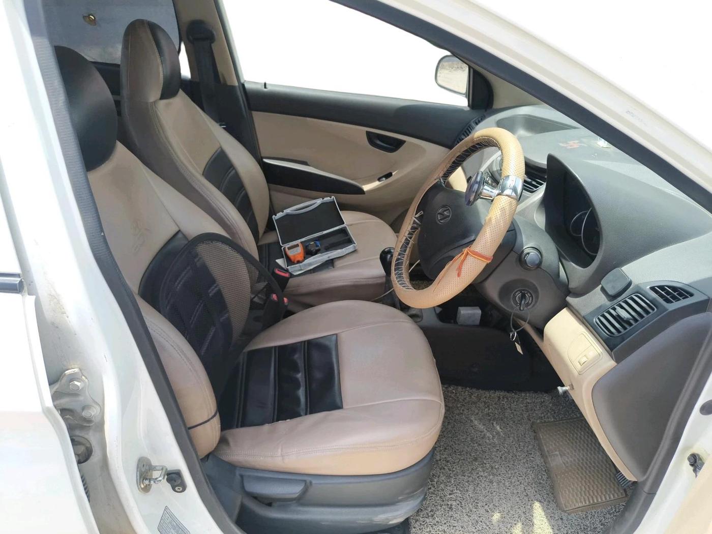 2014 Hyundai Eon 1.0 MAGNA +, Petrol, Manual, 90,264 km, interior