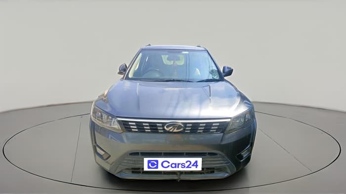 2022 Mahindra XUV300 W6 1.2 PETROL, Petrol, Manual, 60,007 km, exterior
