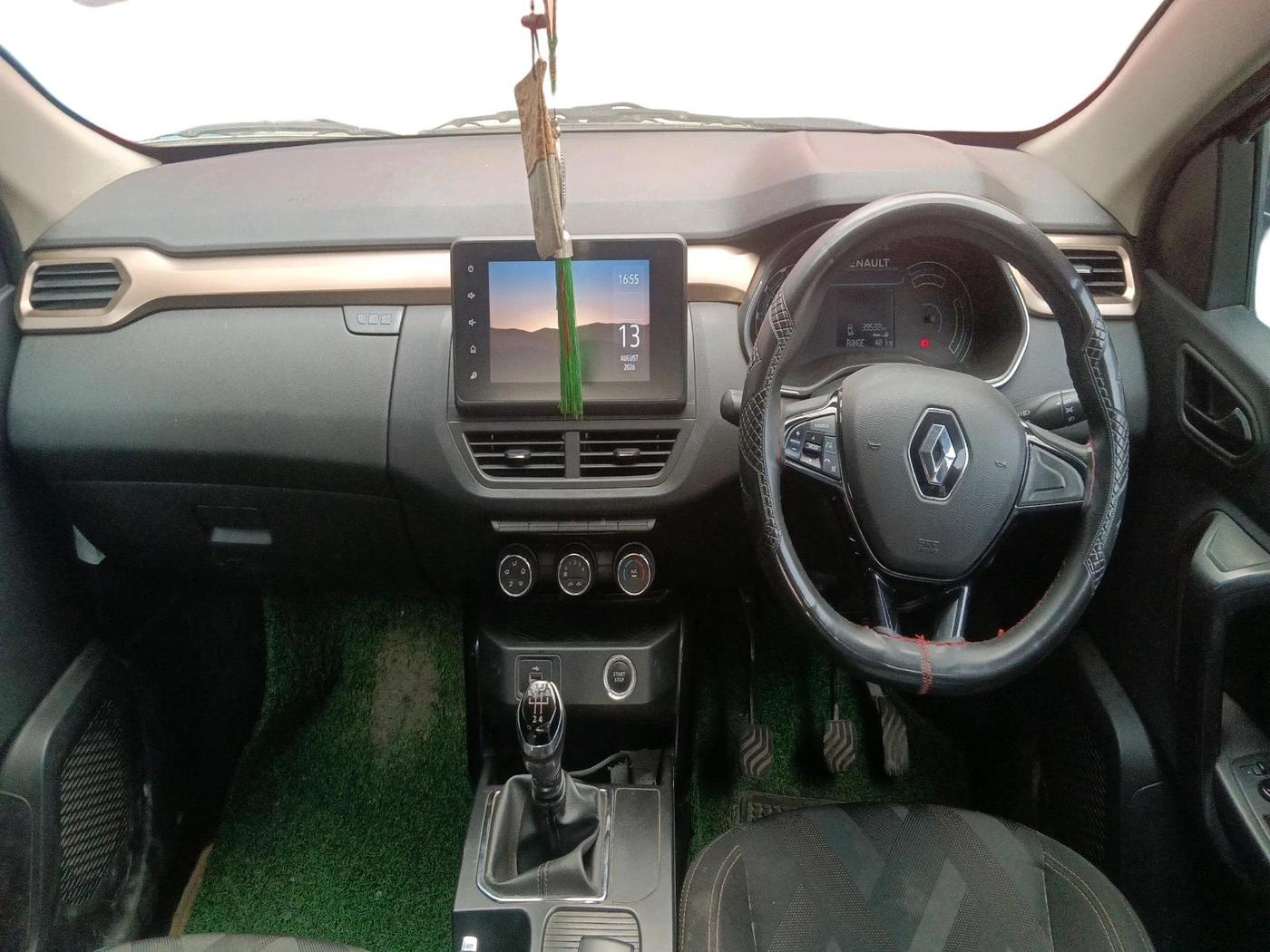 2022 Renault Kiger RXT (O) MT, Petrol, Manual, 39,532 km, interior