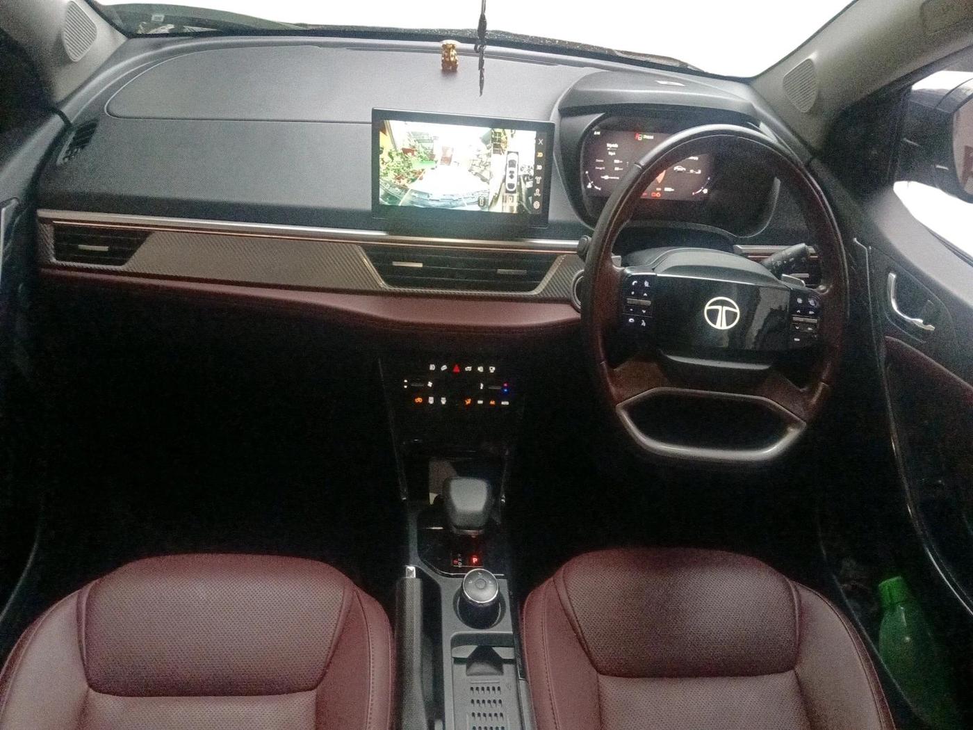 2025 Tata Curvv Accomplished S 1.2 Petrol 7DCA, Petrol, Automatic, 8,502 km, interior
