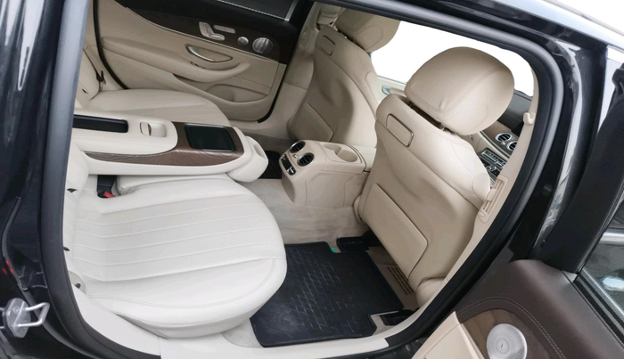 2020 Mercedes Benz E Class E 220 D, Diesel, Automatic, 1,06,786 km, interior