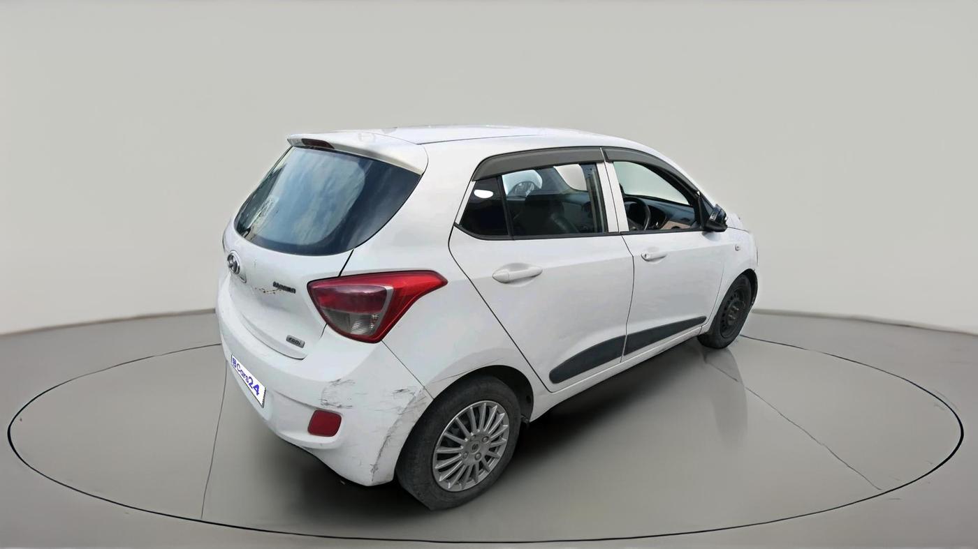 2013 Hyundai Grand i10 MAGNA 1.1 CRDI, Diesel, Manual, 2,30,248 km, exterior