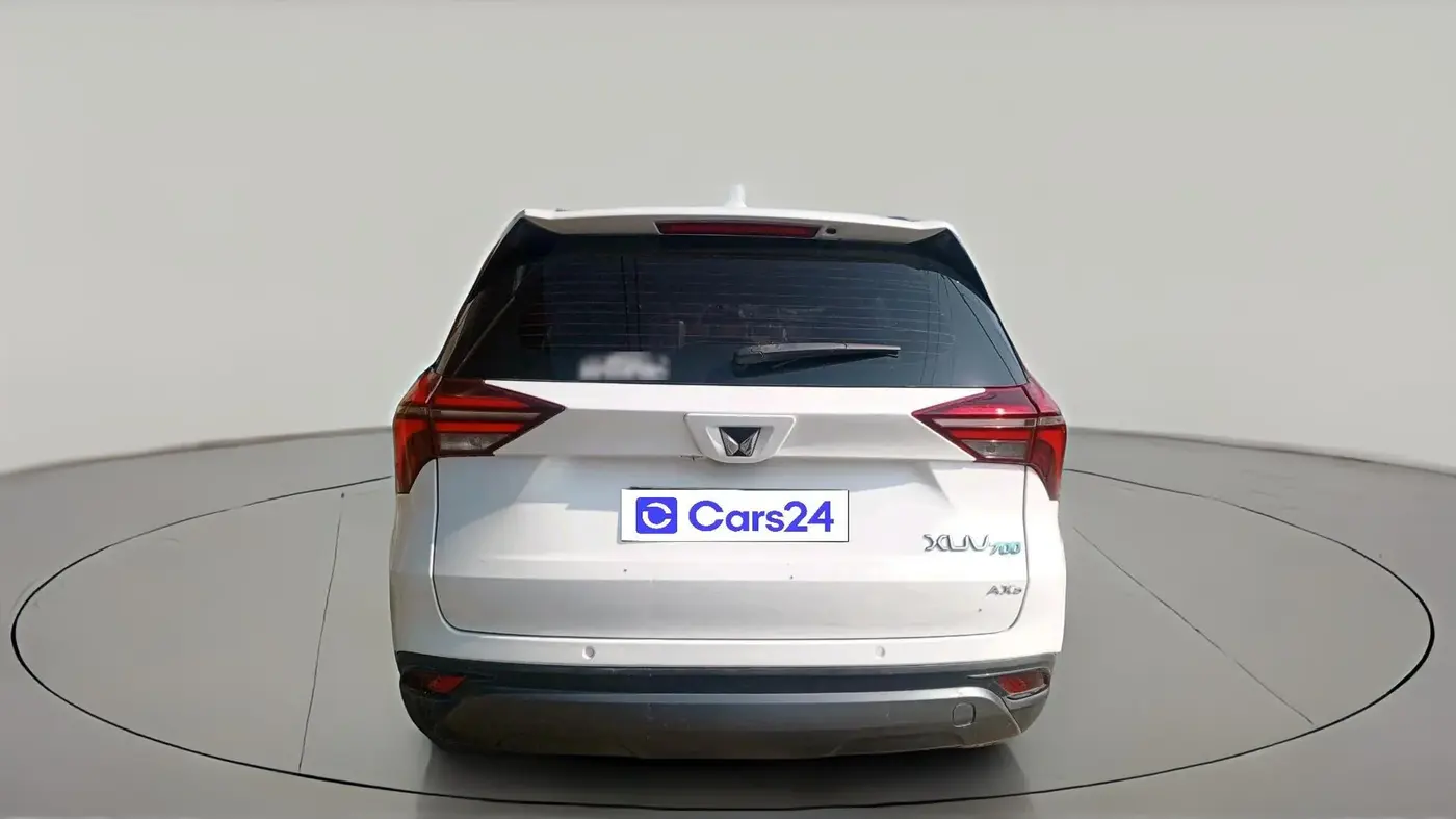 2022 Mahindra XUV700 AX 3 P MT 5 STR, Petrol, Manual, 62,532 km, exterior