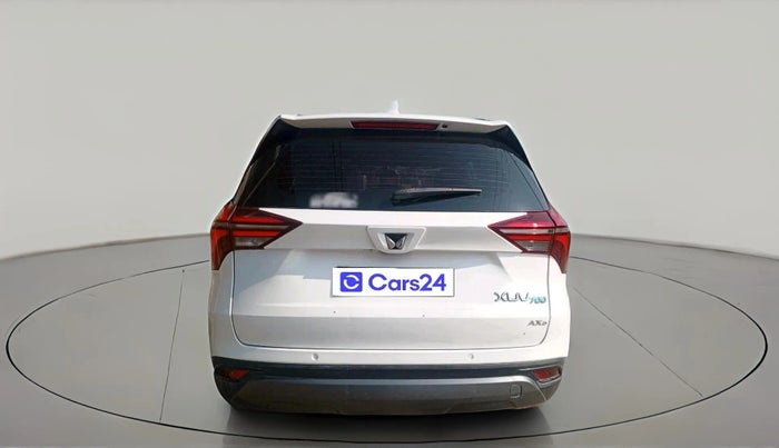 2022 Mahindra XUV700 AX 3 P MT 5 STR, Petrol, Manual, 62,532 km, exterior