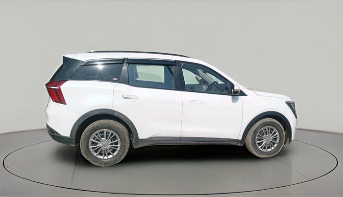 2022 Mahindra XUV700 AX 3 P MT 5 STR, Petrol, Manual, 62,532 km, exterior