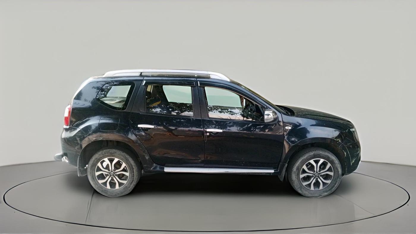 2014 Nissan Terrano XV D THP 110 PS, Diesel, Manual, 1,40,875 km, exterior