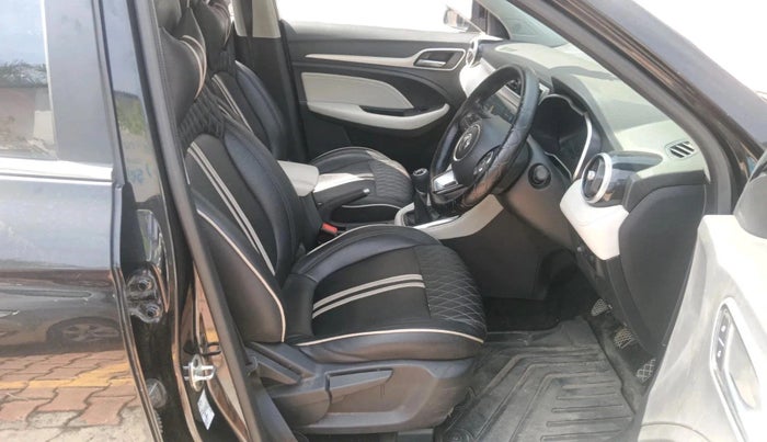 2023 MG ASTOR SMART 1.5 MT, Petrol, Manual, 29,975 km, interior