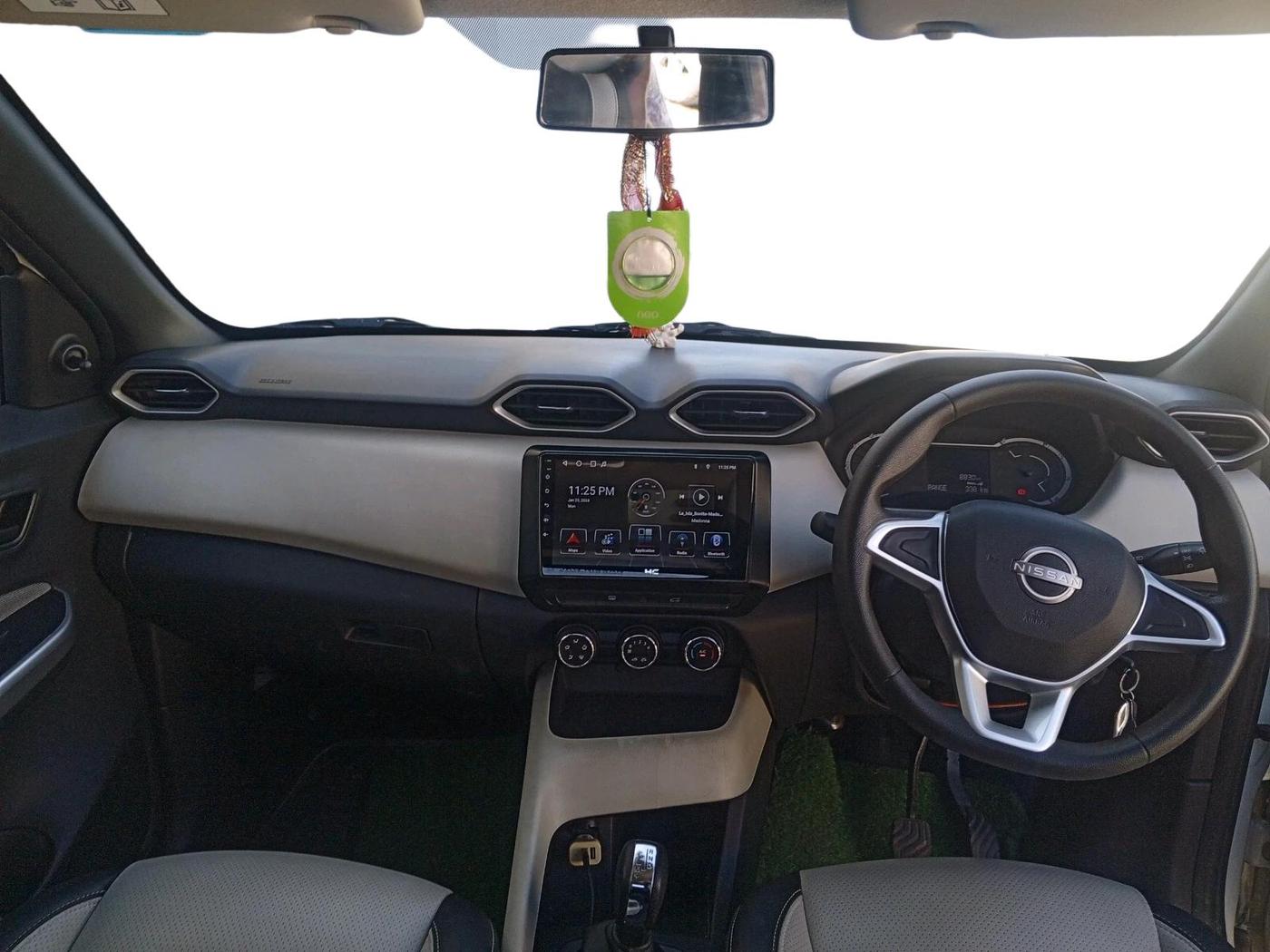 2024 Nissan MAGNITE  XE AMT EZ Shift, Petrol, Automatic, 8,830 km, interior