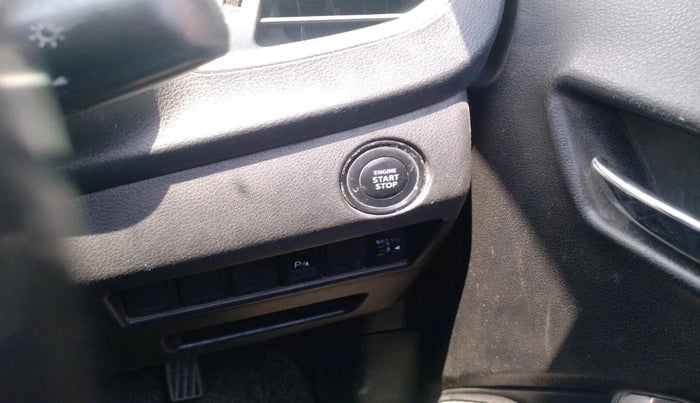 2017 Maruti Baleno ALPHA PETROL 1.2, Petrol, Manual, 1,29,218 km, interior