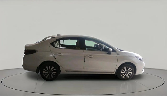 2025 Honda City 1.5L I-VTEC V, Petrol, Manual, 2,992 km, exterior