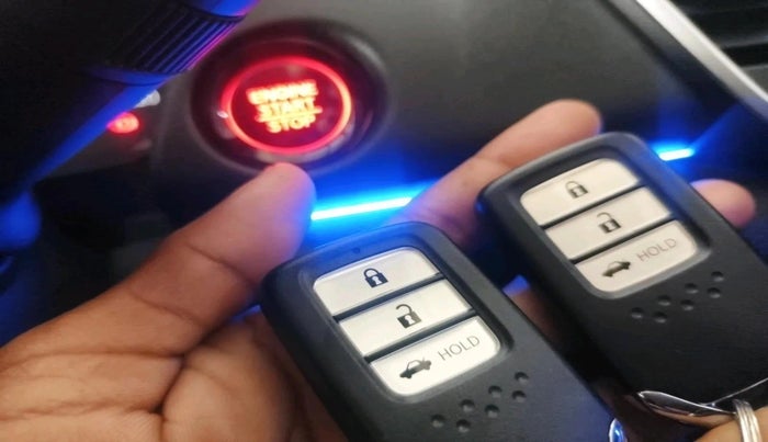 2025 Honda City 1.5L I-VTEC V, Petrol, Manual, 2,992 km, interior