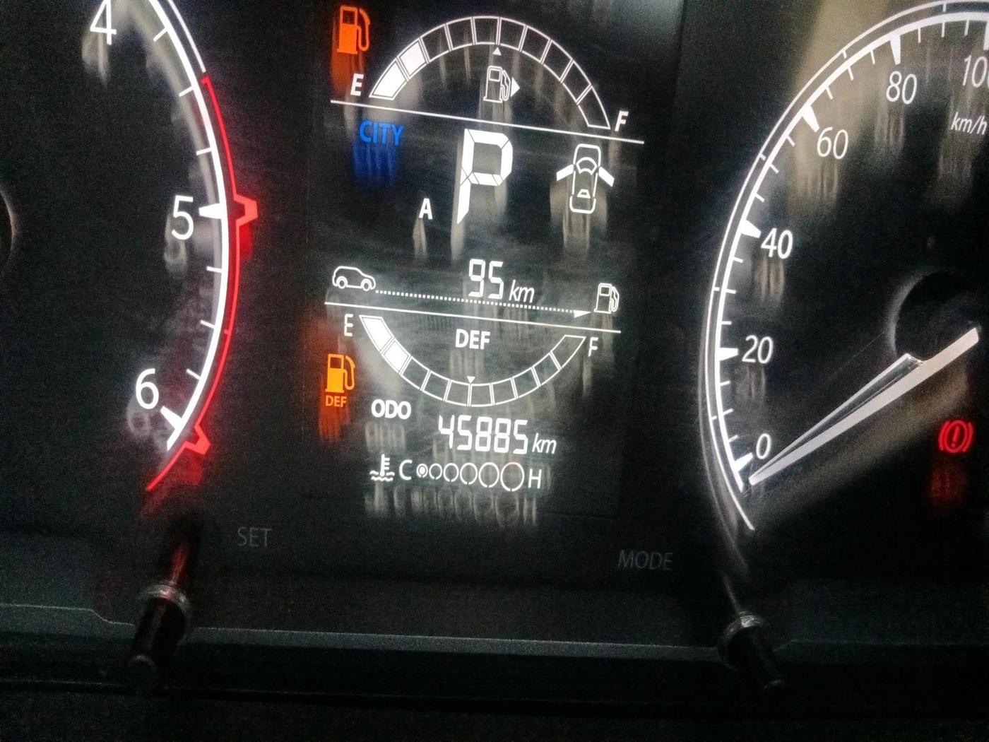 2022 Tata Safari XMA, Diesel, Automatic, 45,885 km, interior