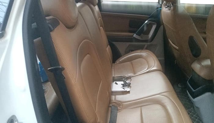 2022 Tata Safari XMA, Diesel, Automatic, 45,885 km, interior