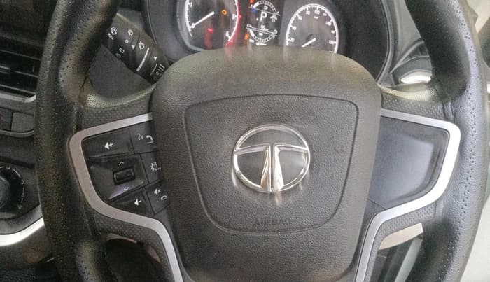 2022 Tata Safari XMA, Diesel, Automatic, 45,885 km, interior