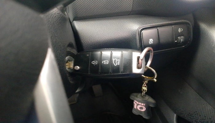 2020 KIA SONET HTK PLUS 1.0 DCT, Petrol, Automatic, 97,755 km, interior