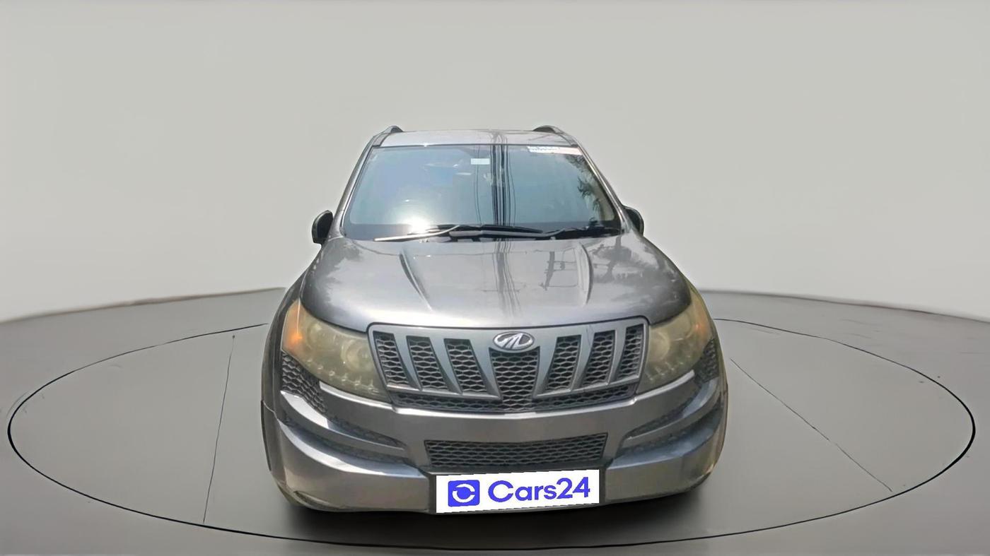 2014 Mahindra XUV500 W8, Diesel, Manual, 1,54,599 km, exterior