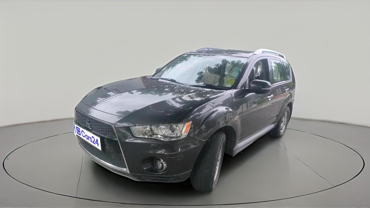 2011 Mitsubishi Outlander 2.4 MIVEC, Petrol, Automatic, 1,09,934 km, exterior