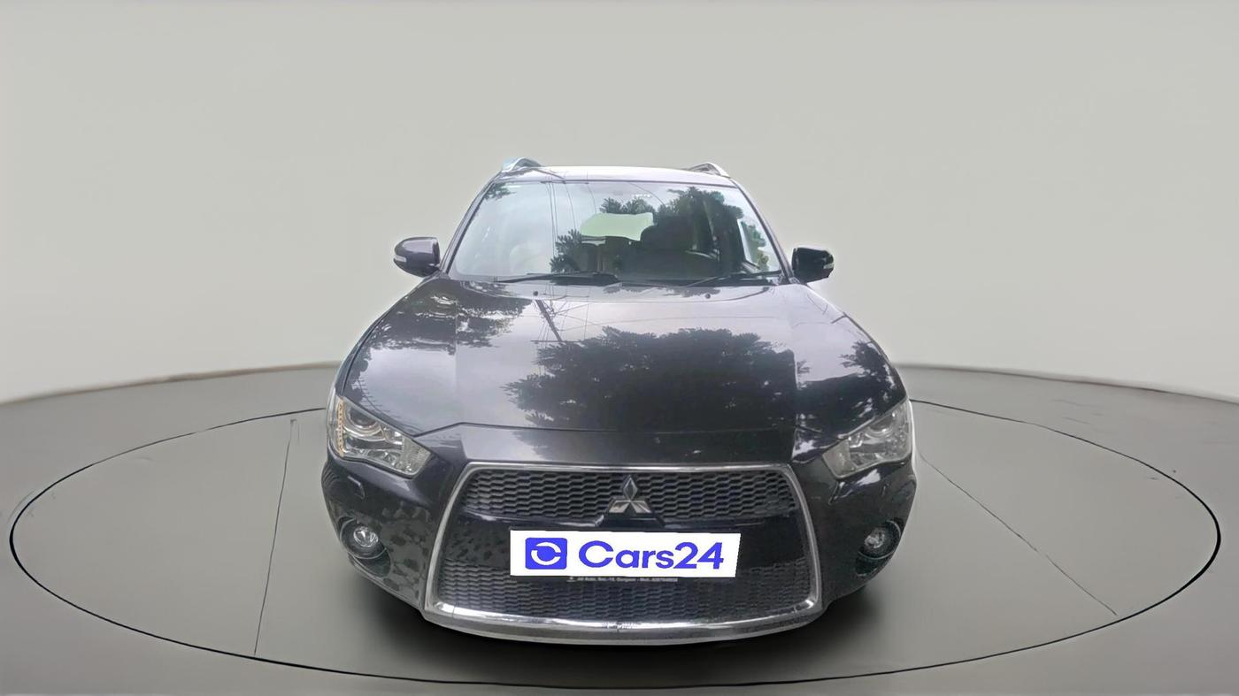 2011 Mitsubishi Outlander 2.4 MIVEC, Petrol, Automatic, 1,09,934 km, exterior