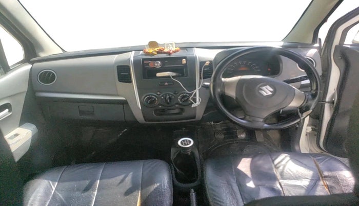 2011 Maruti Wagon R 1.0 LXI, Petrol, Manual, 61,599 km, interior