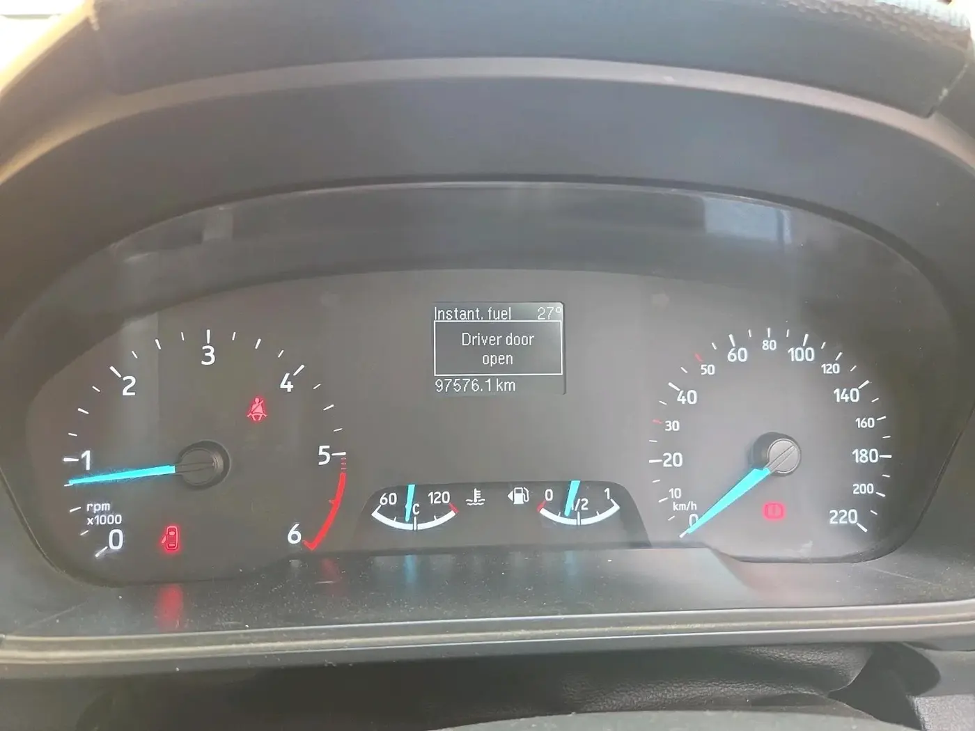 2019 Ford Ecosport TITANIUM 1.5L DIESEL, Diesel, Manual, 1,02,000 km, interior
