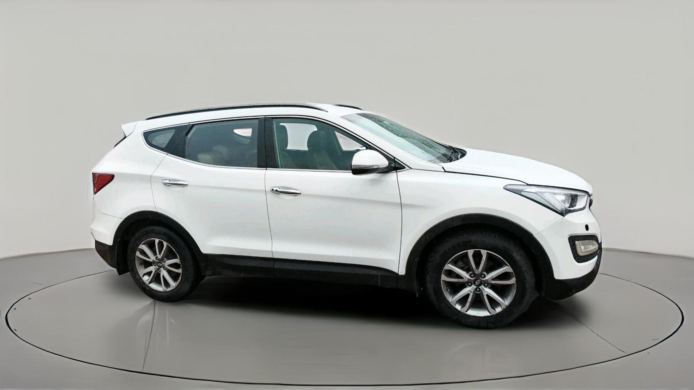 2014 Hyundai Santa Fe 4 WD AT, Diesel, Automatic, 1,03,883 km, exterior