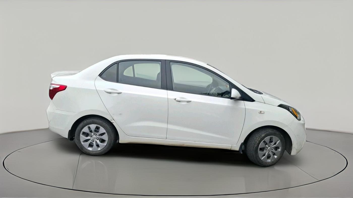 2018 Hyundai Xcent S 1.2, Petrol, Manual, 33,582 km, exterior