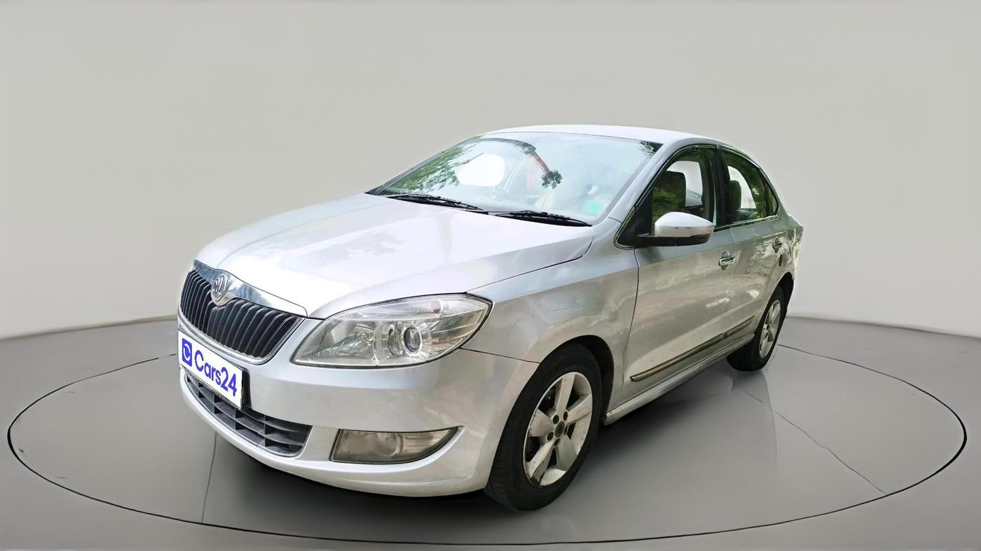 2016 Skoda Rapid 1.5 TDI CR STYLE PLUS AT, Diesel, Automatic, 1,40,725 km, exterior
