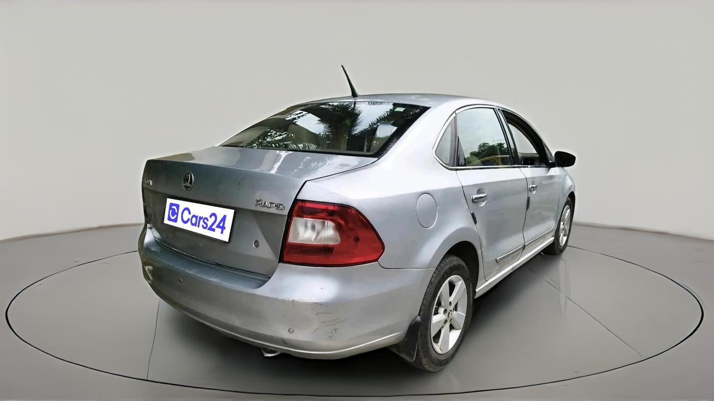 2016 Skoda Rapid 1.5 TDI CR STYLE PLUS AT, Diesel, Automatic, 1,40,725 km, exterior