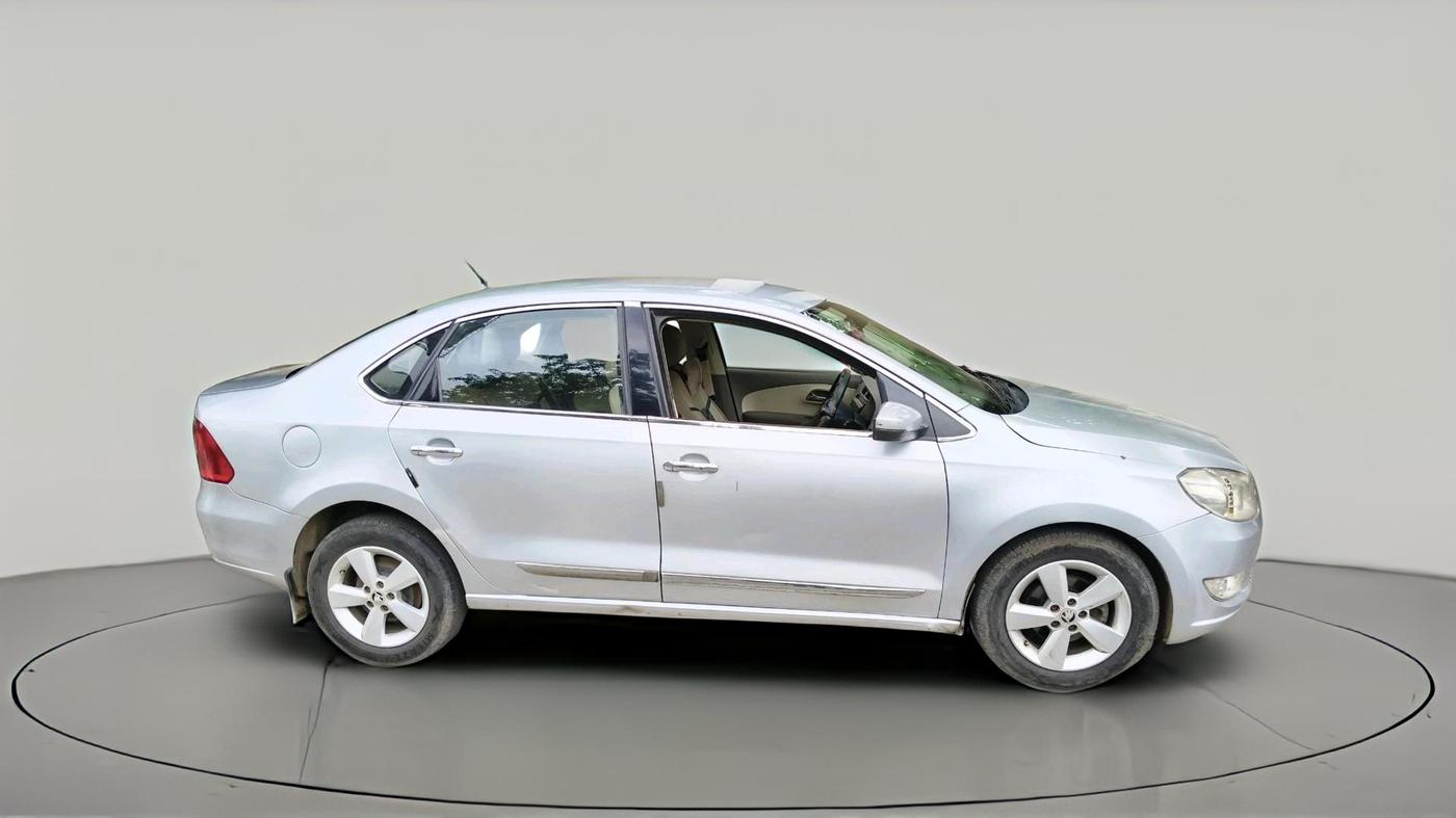 2016 Skoda Rapid 1.5 TDI CR STYLE PLUS AT, Diesel, Automatic, 1,40,725 km, exterior