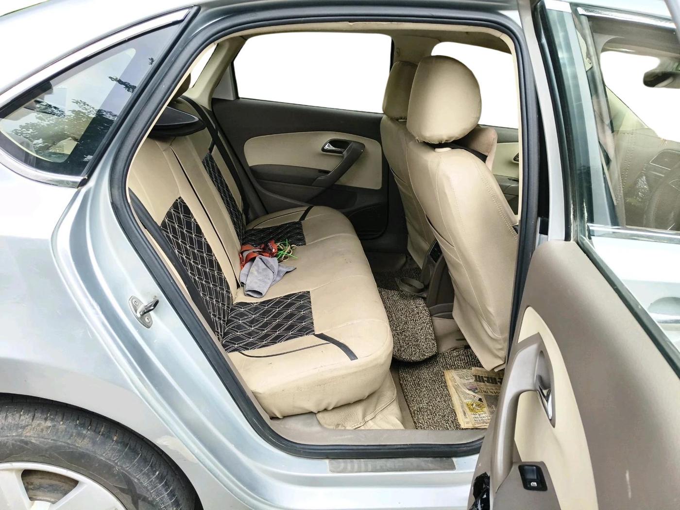 2016 Skoda Rapid 1.5 TDI CR STYLE PLUS AT, Diesel, Automatic, 1,40,725 km, interior