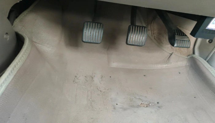 2012 Hyundai Accent GLE, Petrol, Manual, 62,504 km, interior