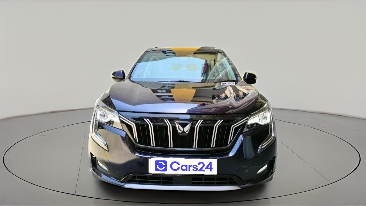 2022 Mahindra XUV700 AX 7 LUXURY D MT 7 STR, Diesel, Manual, 28,585 km, exterior