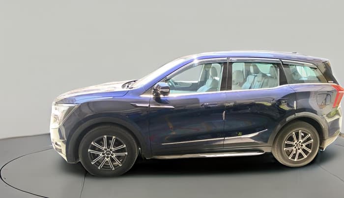 2022 Mahindra XUV700 AX 7 LUXURY D MT 7 STR, Diesel, Manual, 28,585 km, exterior